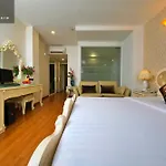 Hanz The Golden Star Hotel